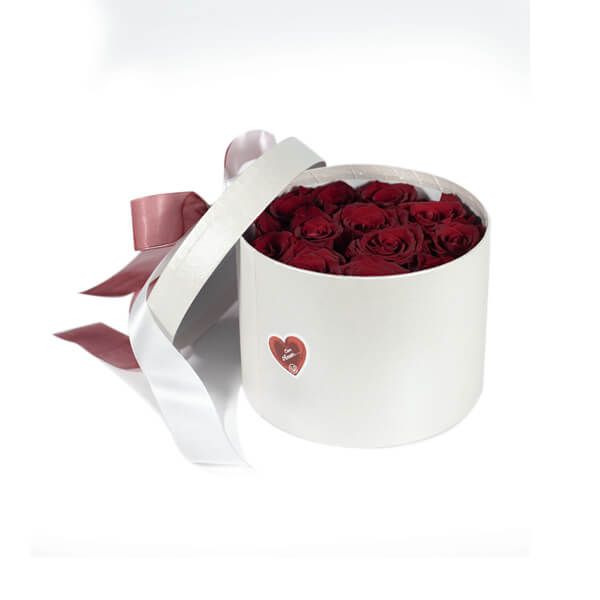 Picture of red rose box
